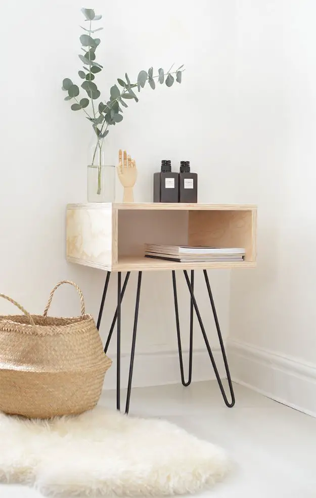Midcentury Modern Decor – DIYS Nightstand