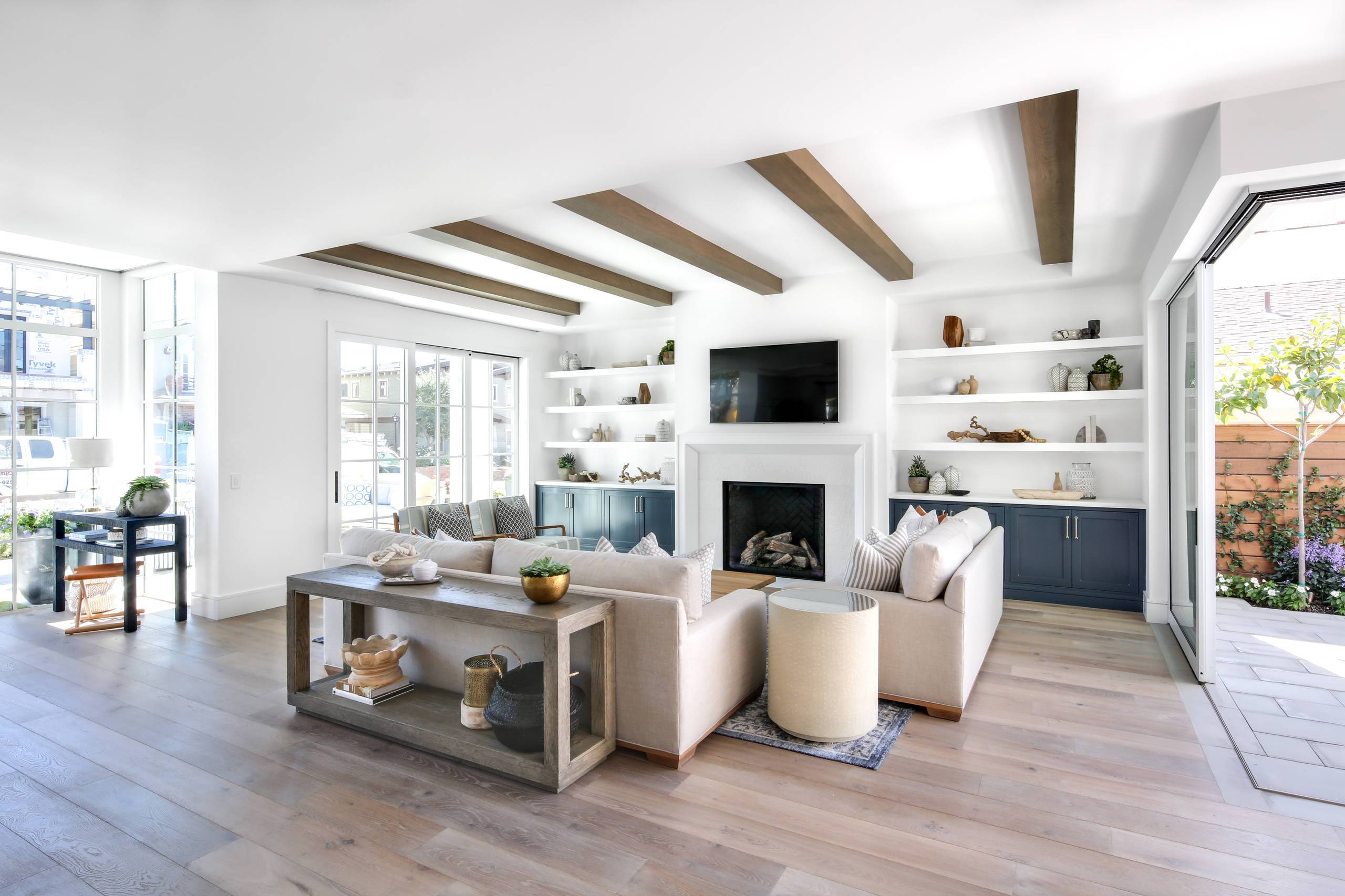 How to Design a Coastal Style Room