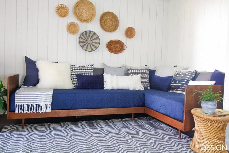 Midcentury Modern Decor DIYS – Authentic Plywood Daybed