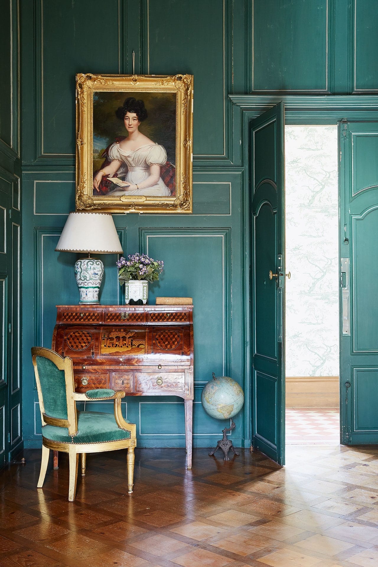 How to Design a Traditional Style Room