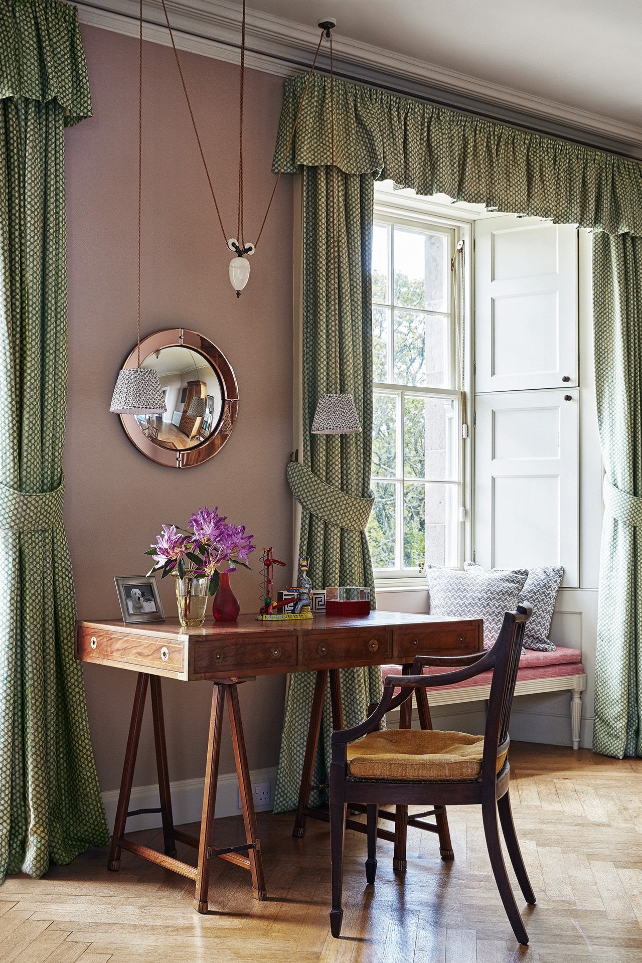 How to Design a Traditional Style Room