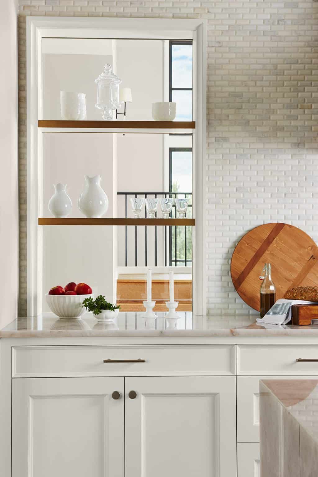 How to Decorate a Half Wall with vases