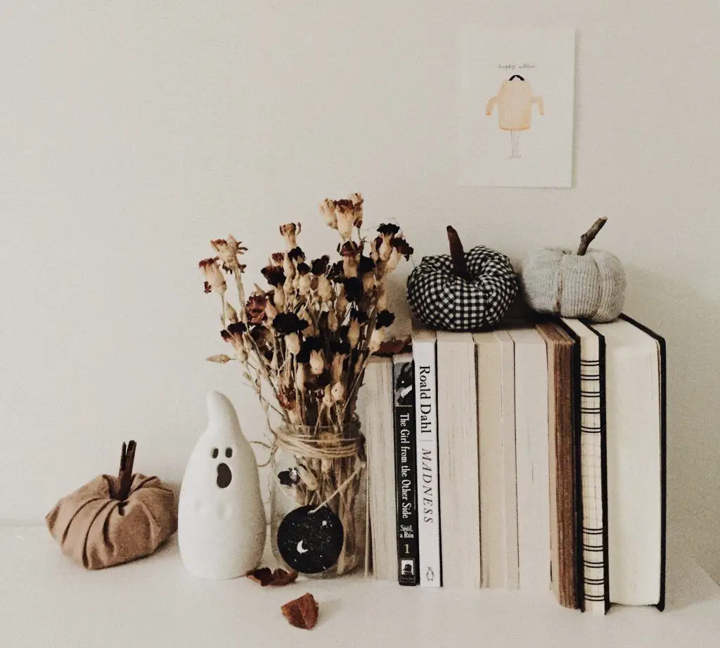 halloween decor items