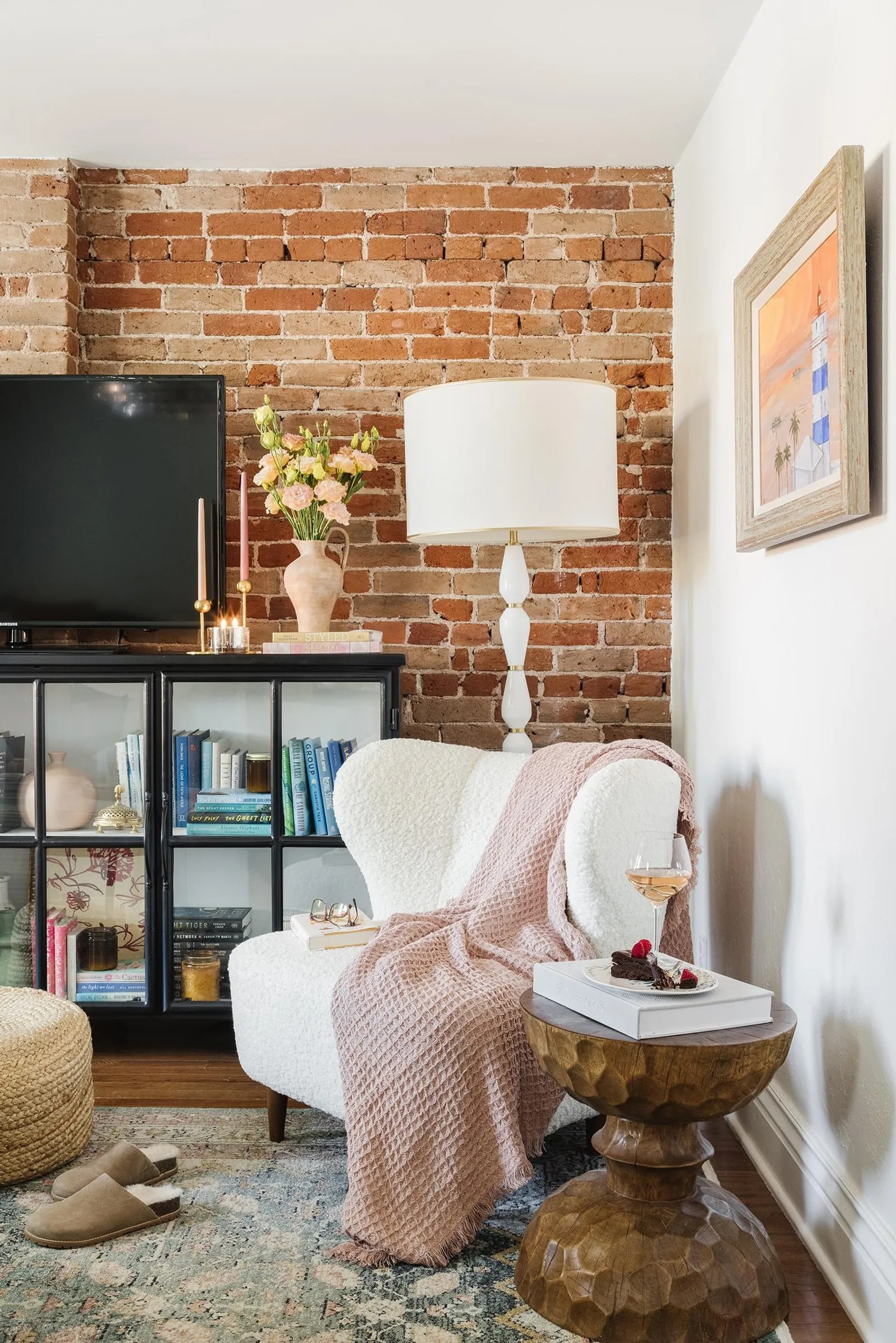 The Best Corner Chair for Bedrooms