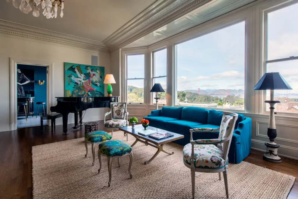 How to Design a New Traditional Style Room