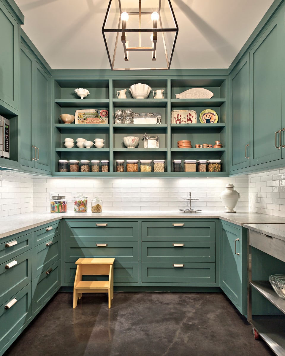 How to Organize a Small Kitchen Without a Pantry