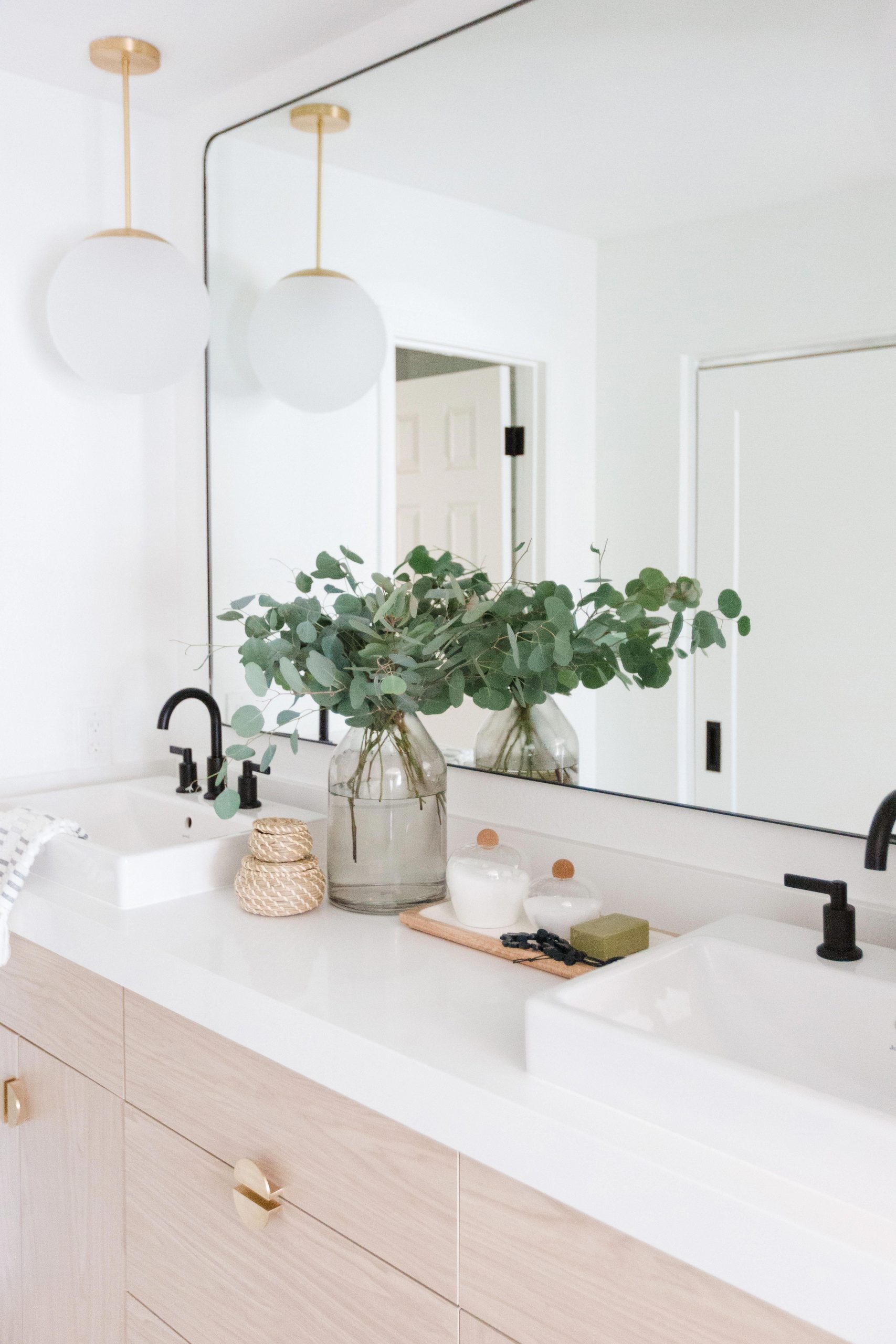 Use a Vase or Jar to Decorate and Style your Bathroom Counter