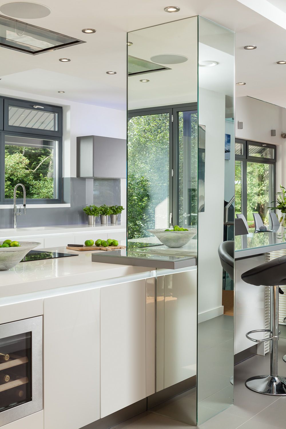 Create an Illusion of a Bigger Space with mirrors on your pillar