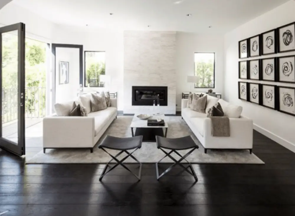 Parallel Lines Distribution in a Small Living Room