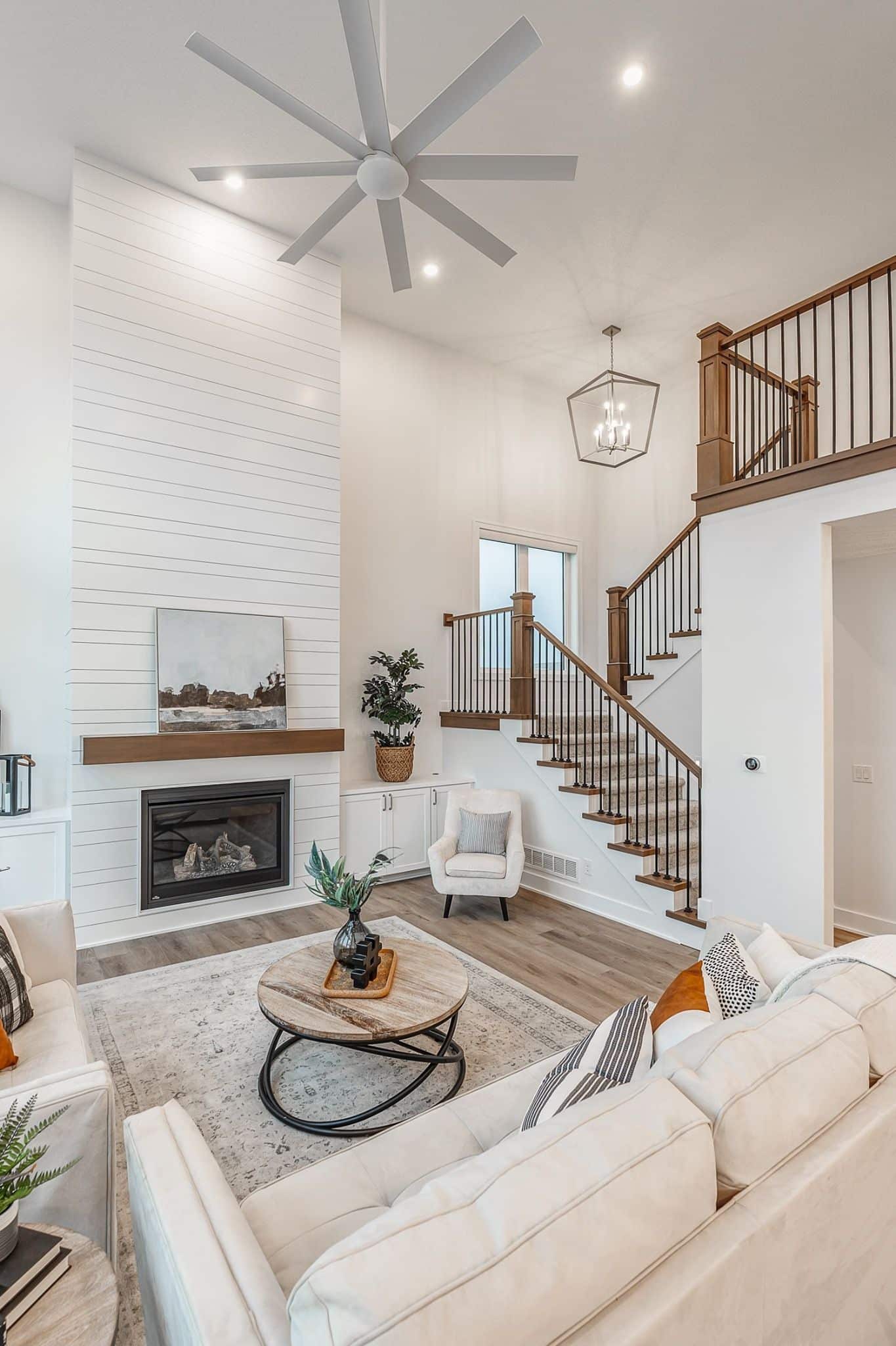 Add an Oversized rug to make the space feel more intimate.