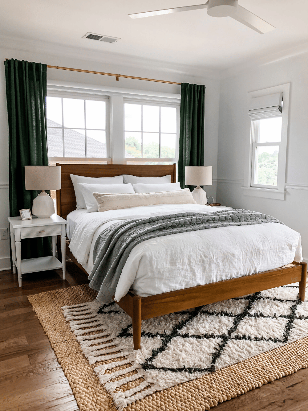 How to Decorate a Long Rectangular Bedroom – 15 Great Tips and Tricks - photo 2