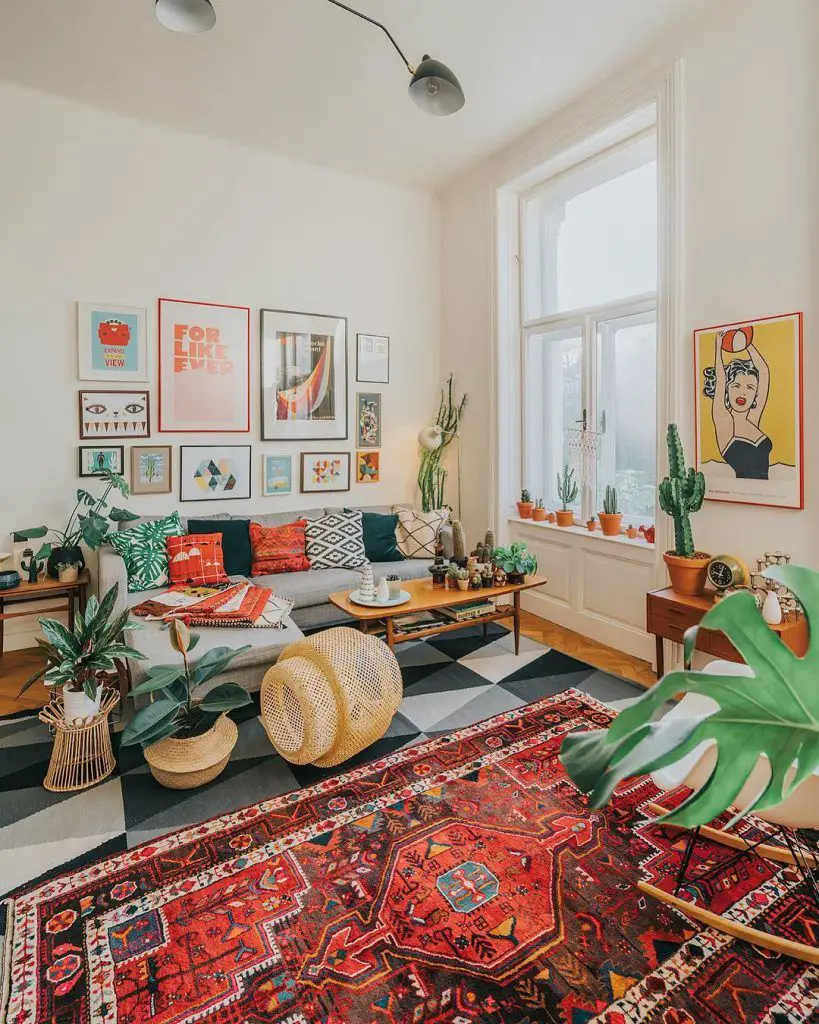 Always ask the interior designer to share with you their portfolio of work.