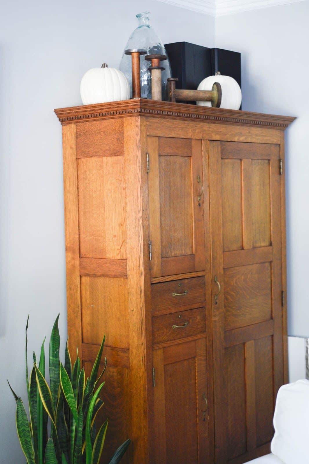 Add Ornaments, Figurines, and Trinkets To Give The Room An Eclectic Design Feel.