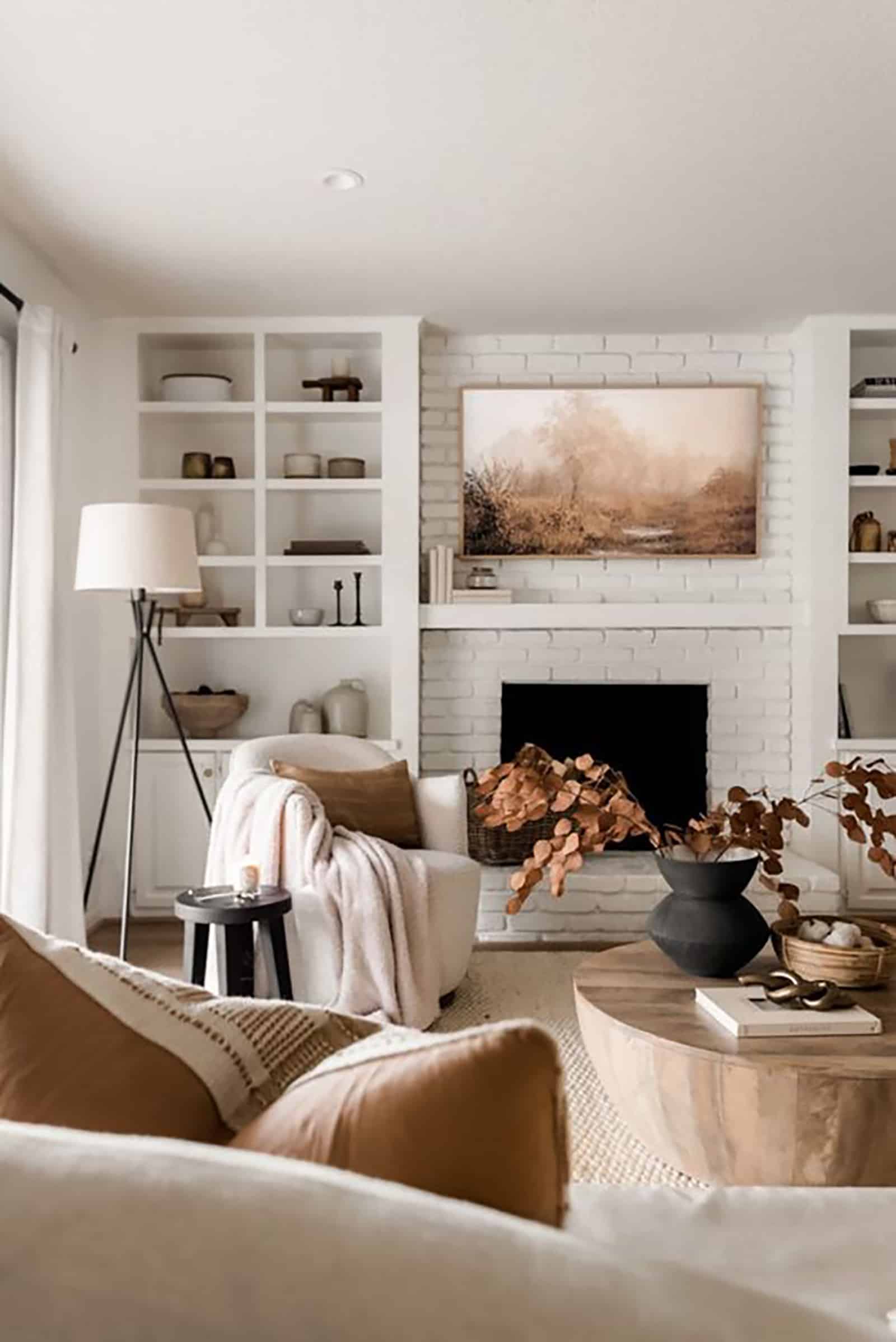 How Many Lamps Should be in a Living Room