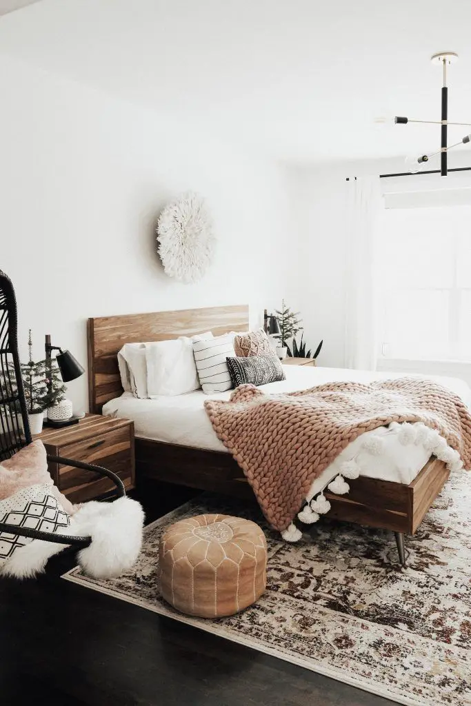 What Colors Go With Dark Wood Bedroom Furniture