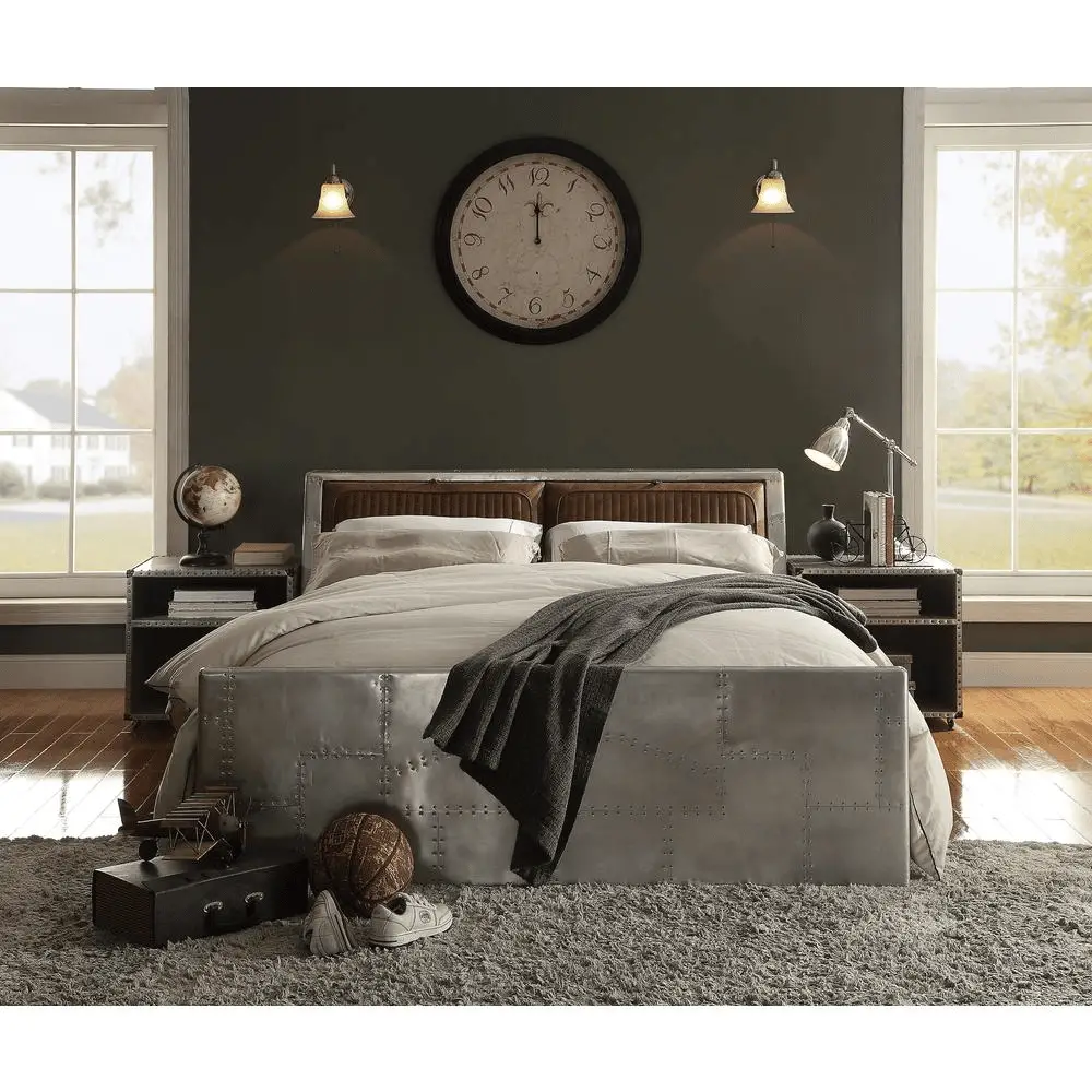 Light Gray can be used as a neutral color to create a modern look with dark furniture.