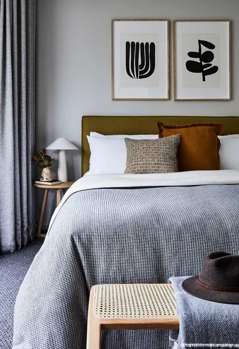 Try these ideas and create an interesting contrast by pairing your blue carpet with opposite colors like pink, orange or…