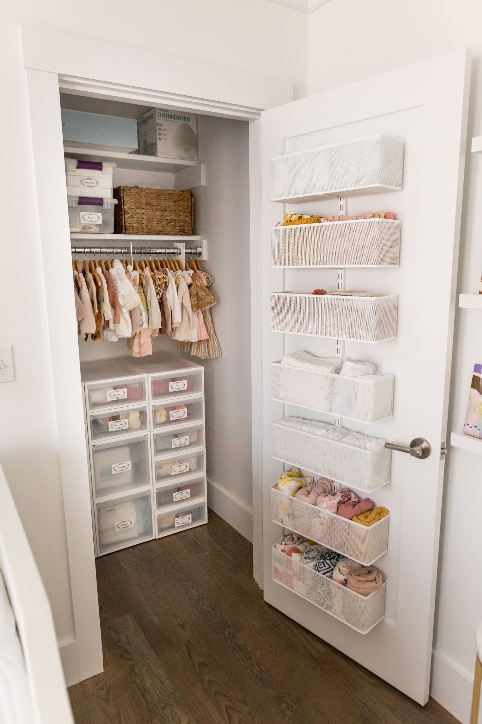 10+ Creative and Simple Ways to Organize Your Baby’s Clothes - photo 2
