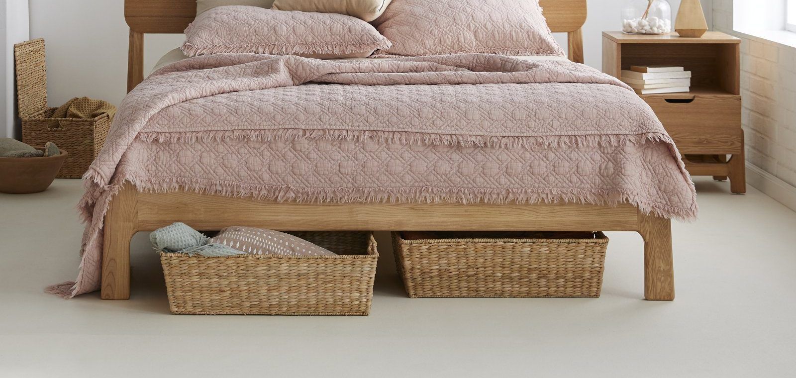 10 Linen Storage Ideas When You Don’t Have a Linen Closet