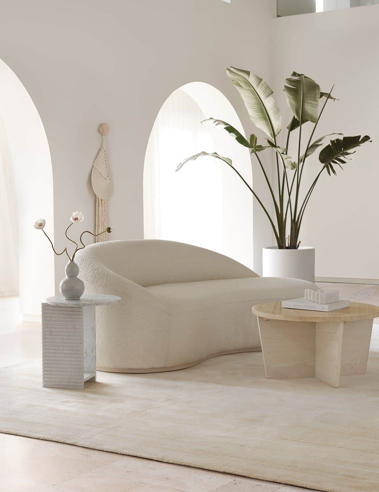The Timeless Appeal of Circles, Ovals, and Ellipses in Interior Design