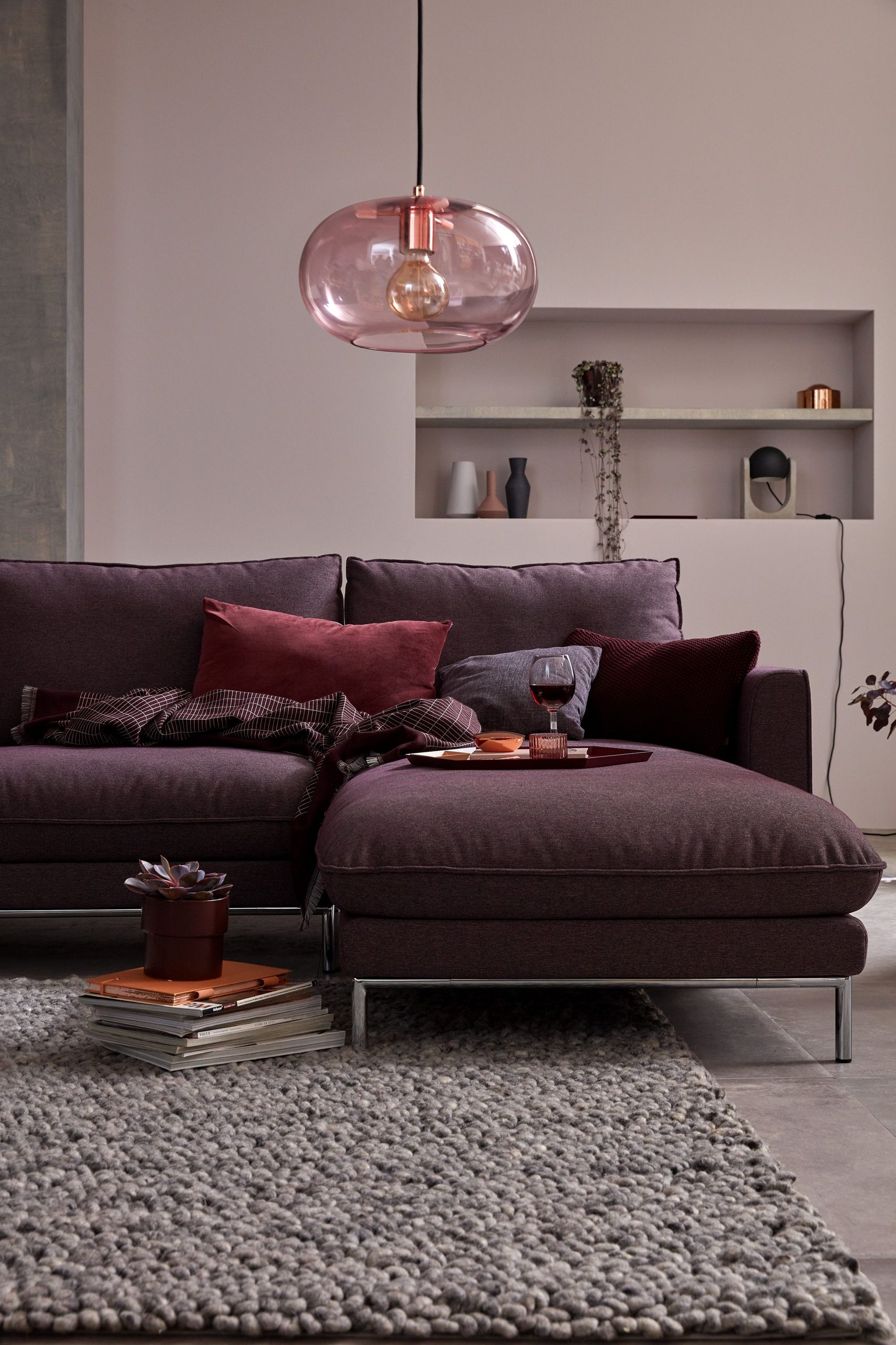 Violet – The Color of Creativity and Imagination