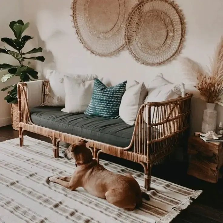 10 Beautiful Ways to Style a Daybed Styling a Daybed