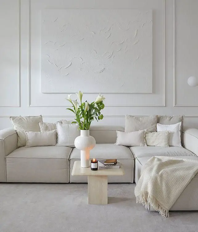 Use neutral colors such as white and gray in dining rooms on walls, furniture, and accents to create a sophisticated and…