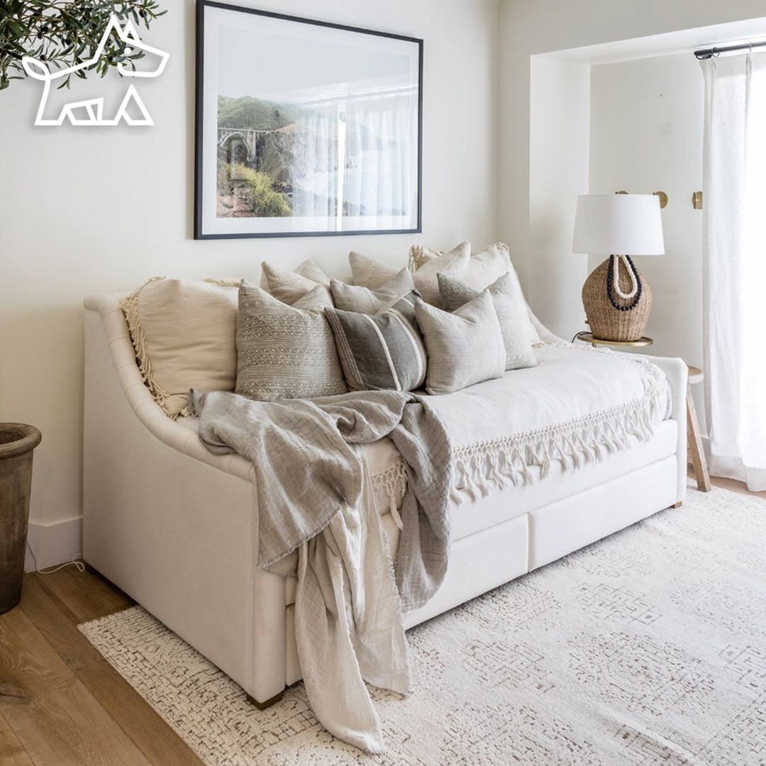 10 Ways to Make a Daybed into a Couch and Enjoy its Benefits!