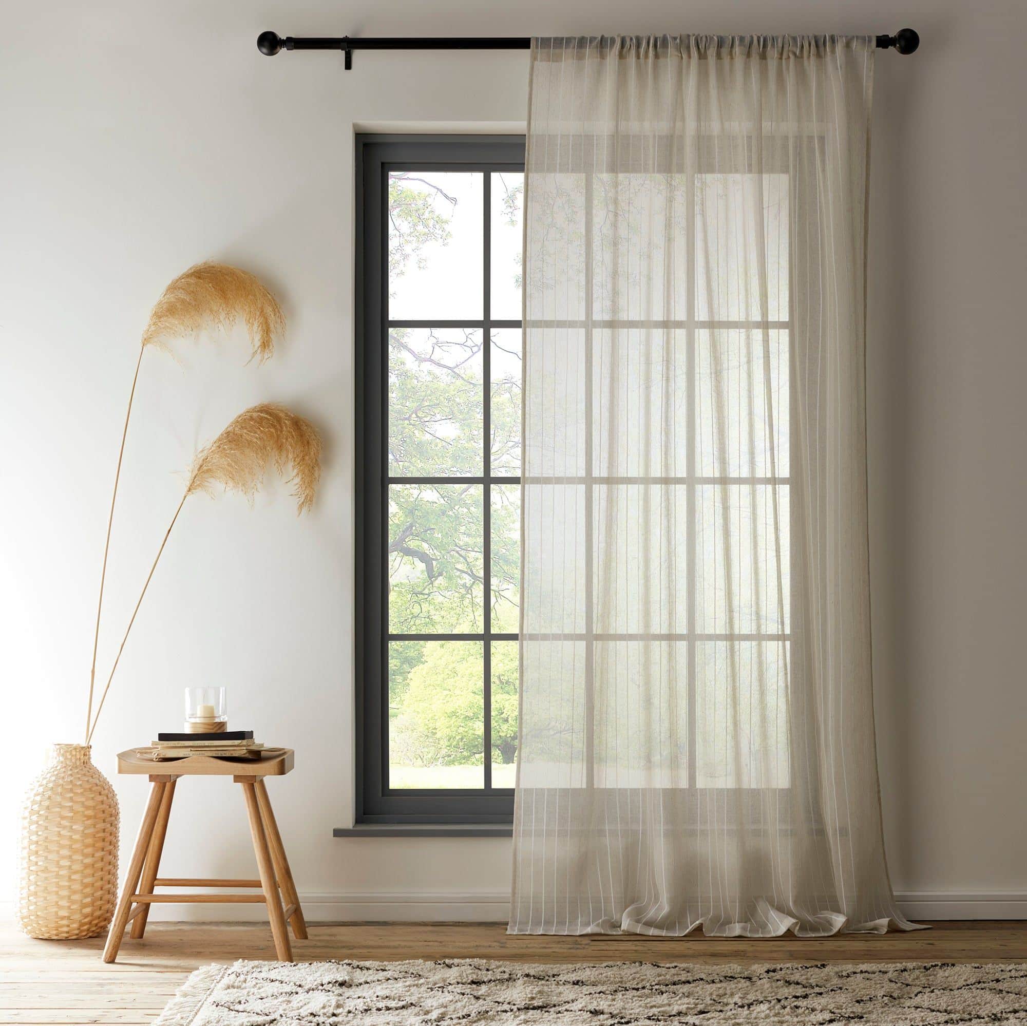 Title: Creative Ways to Transform Your Home With Window Dressings | Bark&Chase Meta Description: A home is not a home…