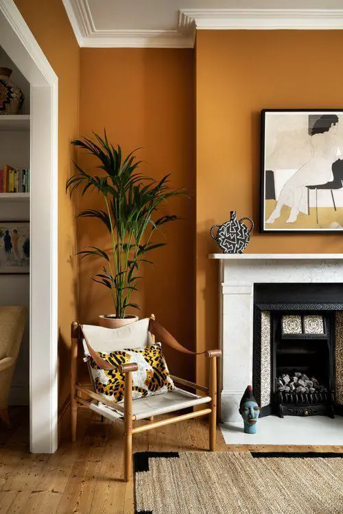 Use bold and bright colors in home offices on walls and decor to increase productivity and focus.