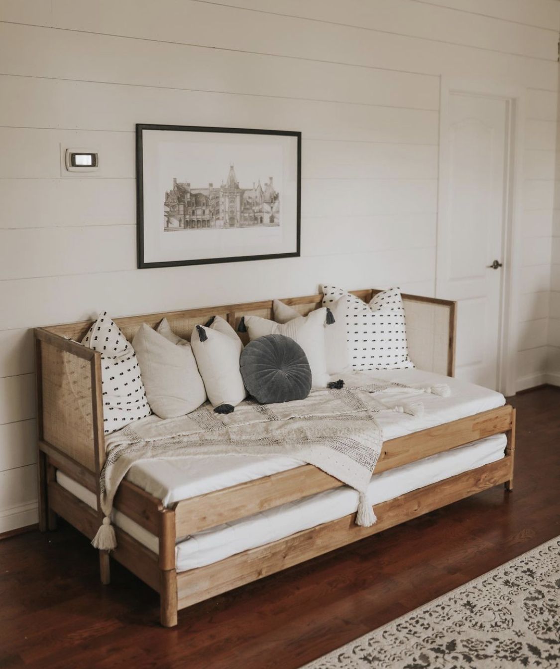 What Is a Trundle Daybed?