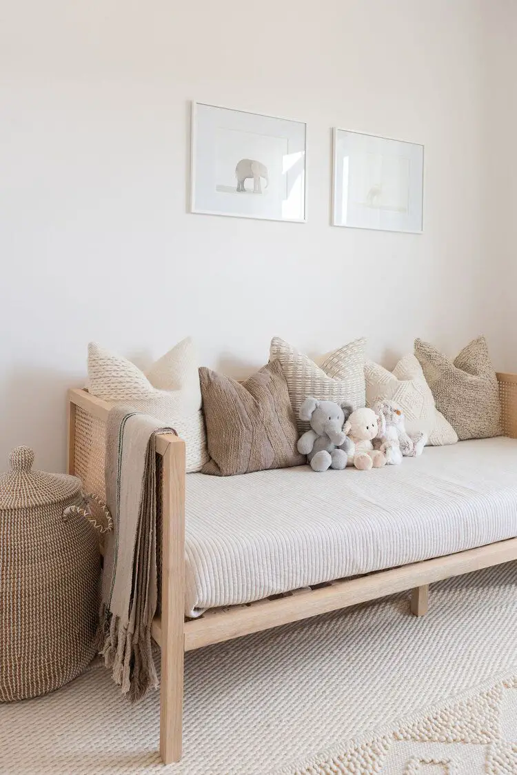 What Is a Daybed Used For?