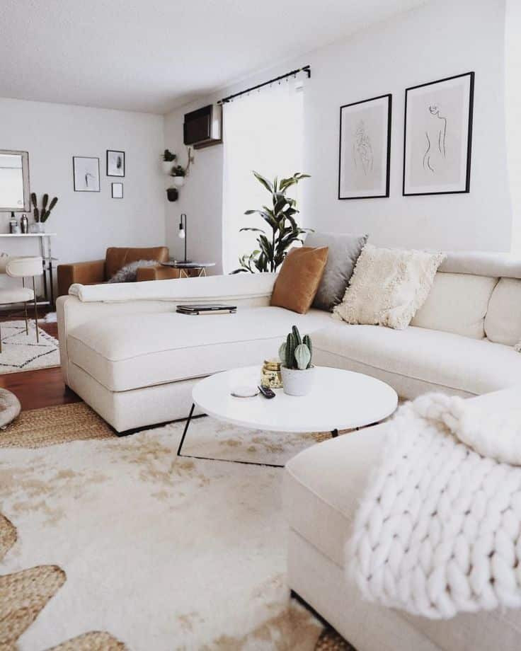 How to Layer Rugs Like a Pro Interior Designer - 10 Steps