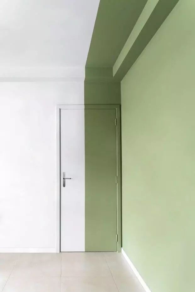 How does the movement of the eye impact emphasis in interior design, and what techniques can designers use to direct the…