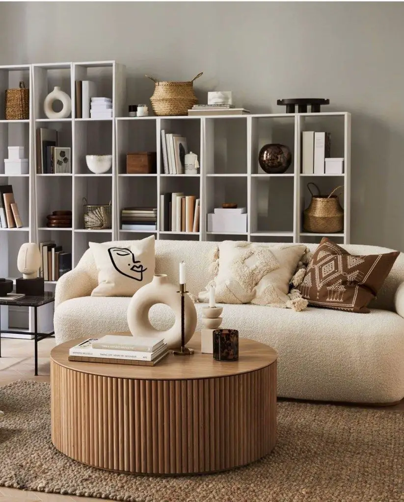Size Matters: Why Dark and Heavy Furnishing is a No-Go for Small Rooms