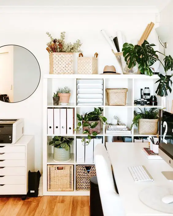 Can a single color be used throughout the entire home, including the study, dining, and living rooms?