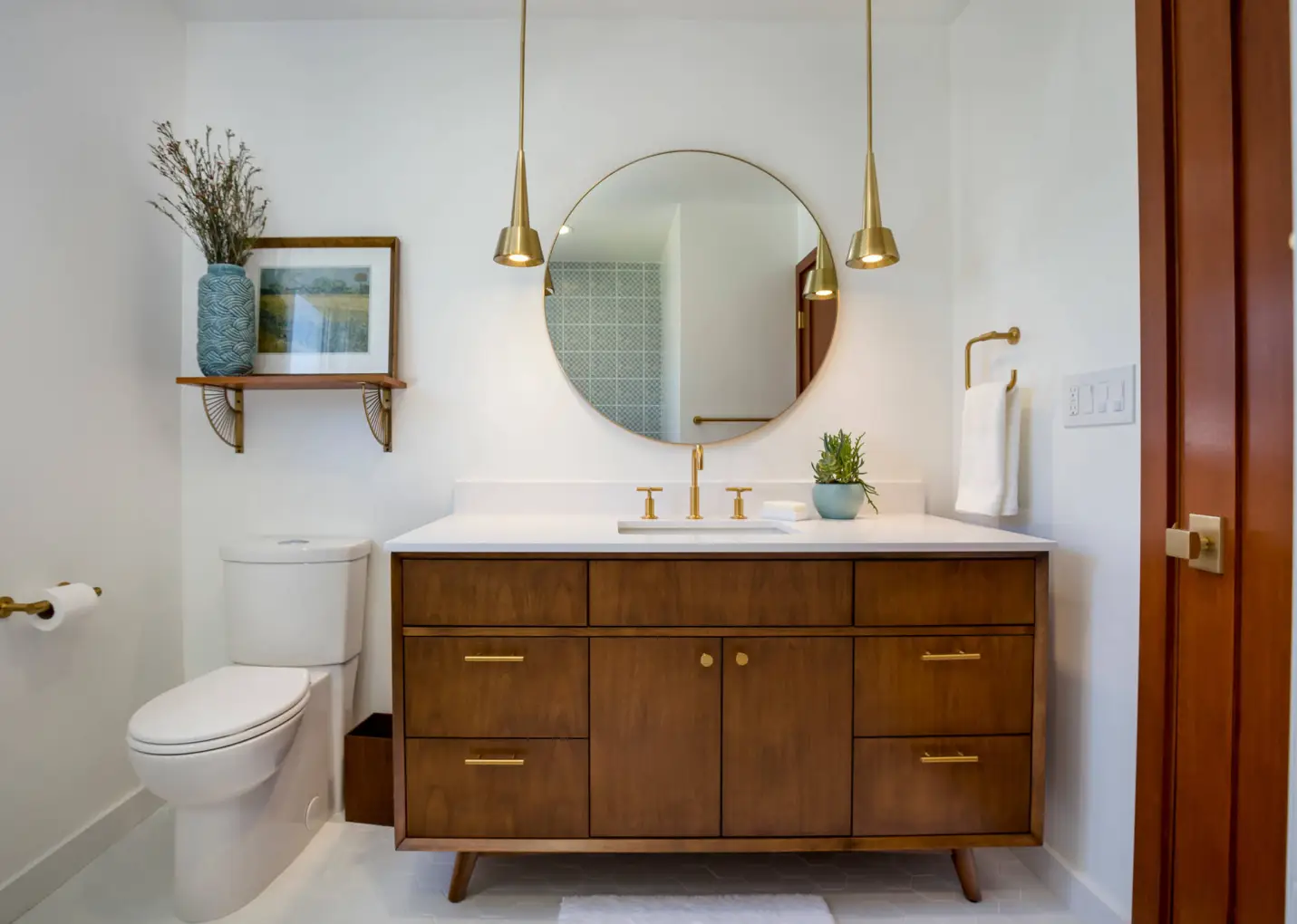 Mid-Century Modern Bathroom Design Ideas