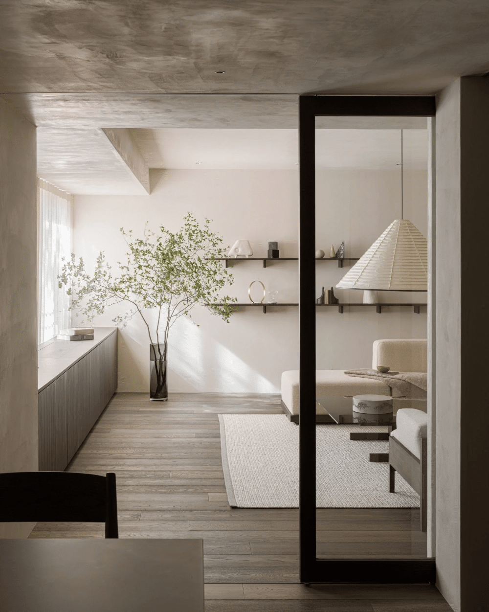 The Perfect Fit: How to Utilize Scale and Proportion for a Cohesive Home Design
