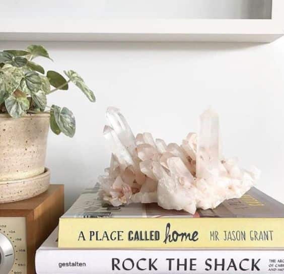 Living Room Relaxation: Enhance Comfort with Crystals