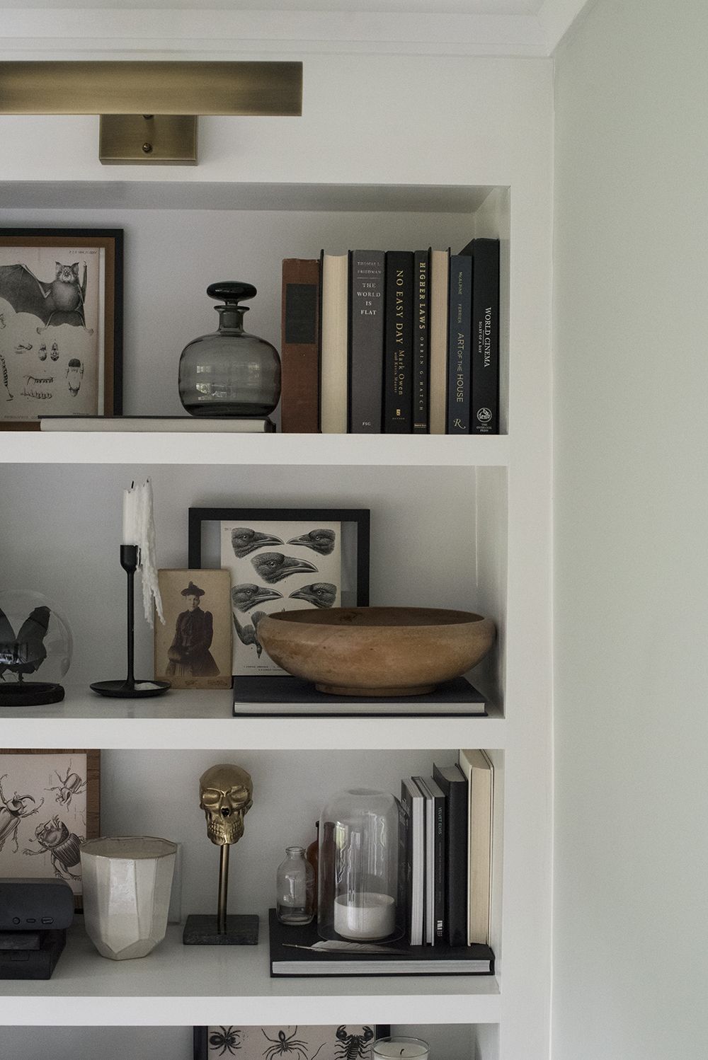 Bookshelf: Encouraging Exploration of Literary Collections
