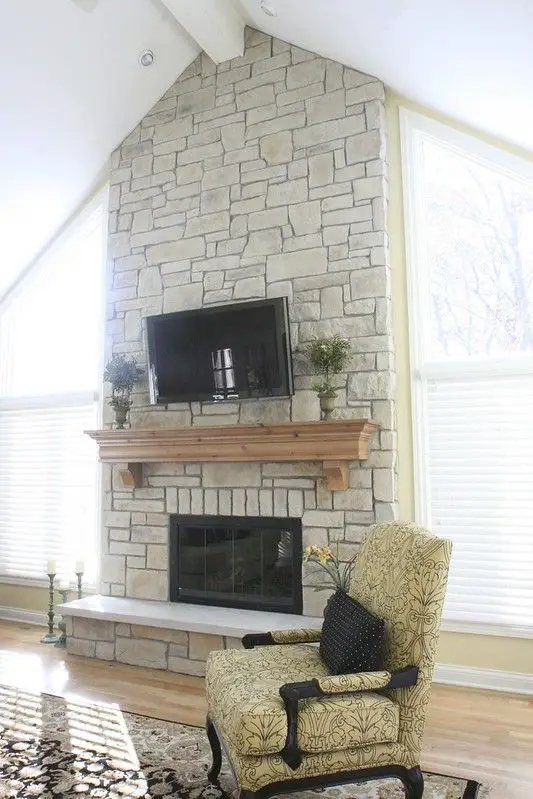 Enhancing Your Living Space: Integrating TV and Fireplace in Your Interior Design