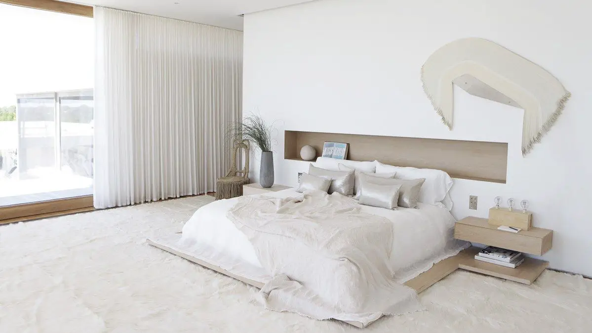 Fresh and Fragrant: Neutralizing Odors for a Blissful Bedroom Atmosphere