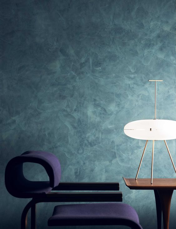 Expert Insights: How Professional Interior Designers Approach Wall Maintenance and Cleaning Techniques