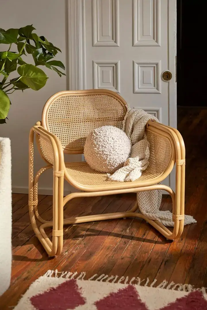 How to Clean Rattan Furniture: Keeping Your Furniture Clean and Beautiful Rattan Furniture Cleaning: How to Clean and…