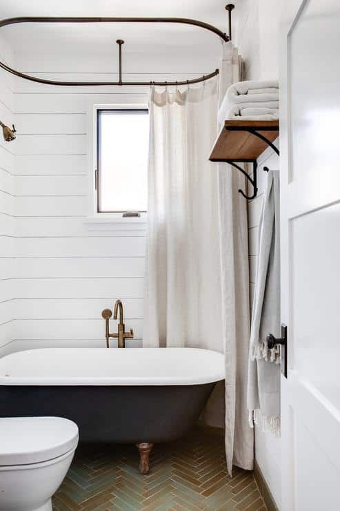 Clawfoot Bathtub Enclosure Ideas