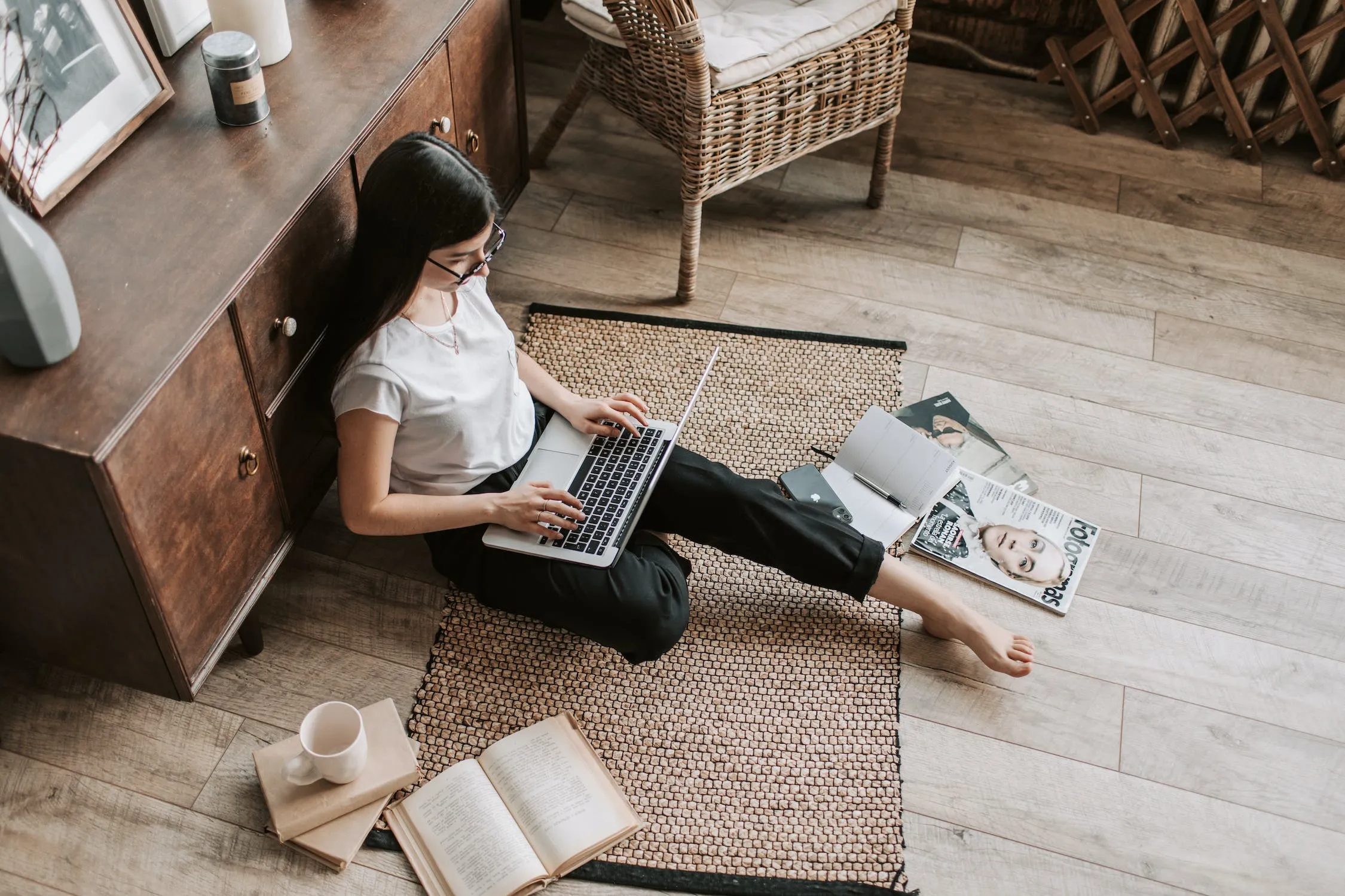 Home Remodel Designers Near Me or Online Interior Designers?