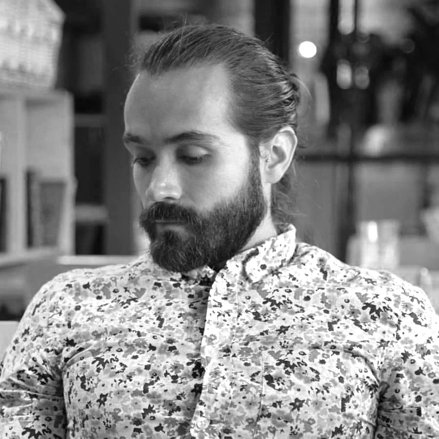 Julio Arco, architect and online interior designer